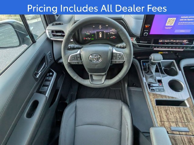 New 2026 Toyota Sienna Platinum AWD/4WD image 18