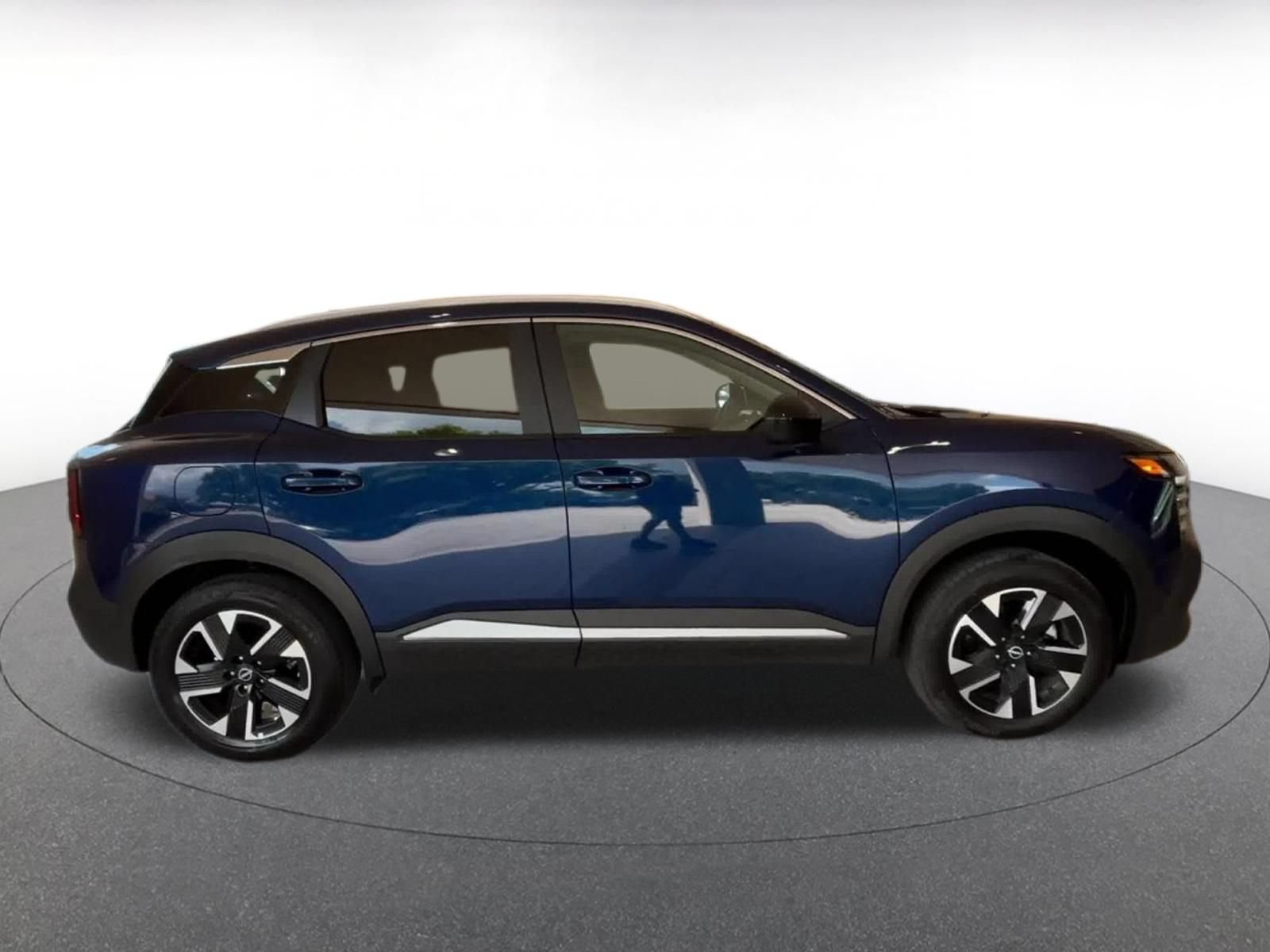 Used 2026 Nissan Kicks SV w/ Cold Weather Package AWD/4WD image 16