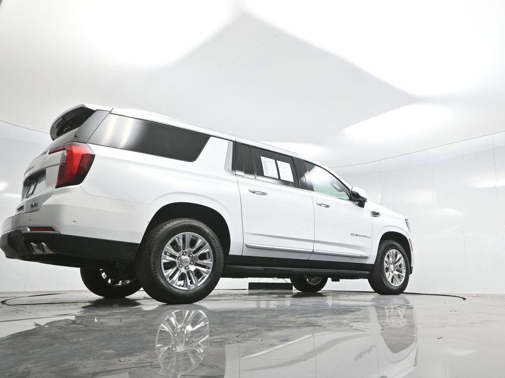 Used 2025 GMC Yukon XL Denali image 68