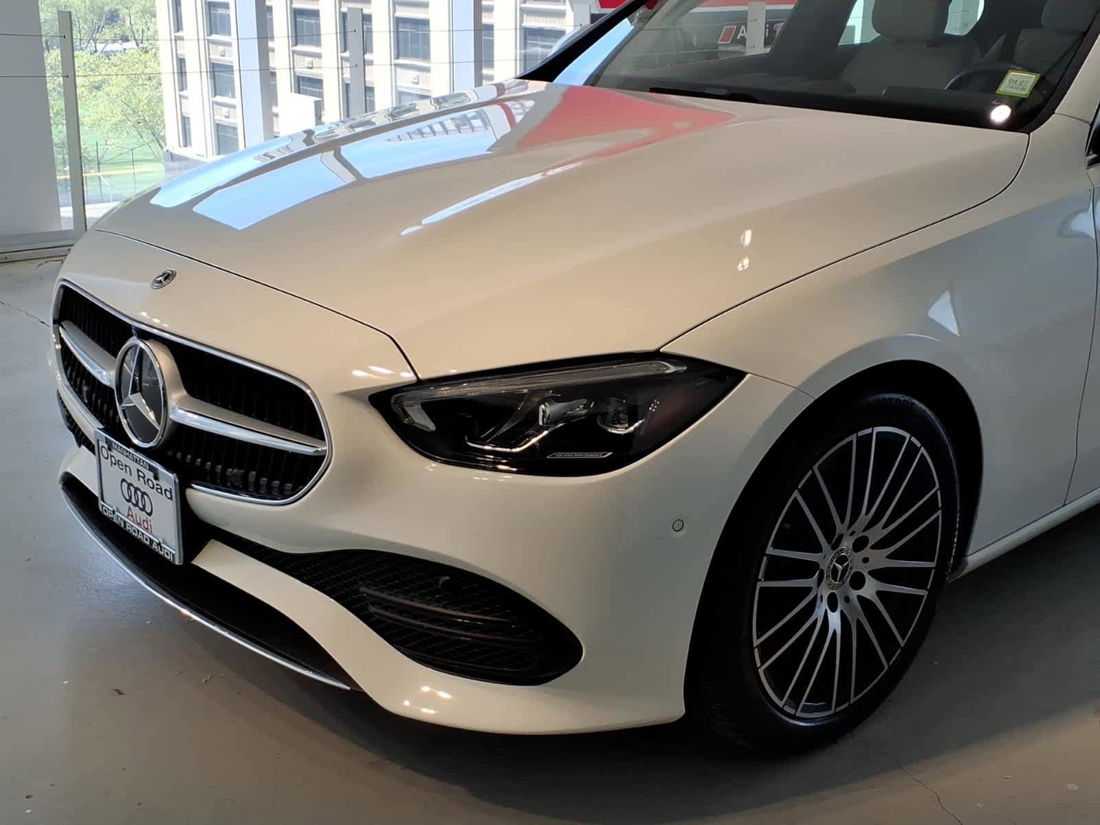 Used 2022 Mercedes-Benz C 300 4MATIC Sedan image 7