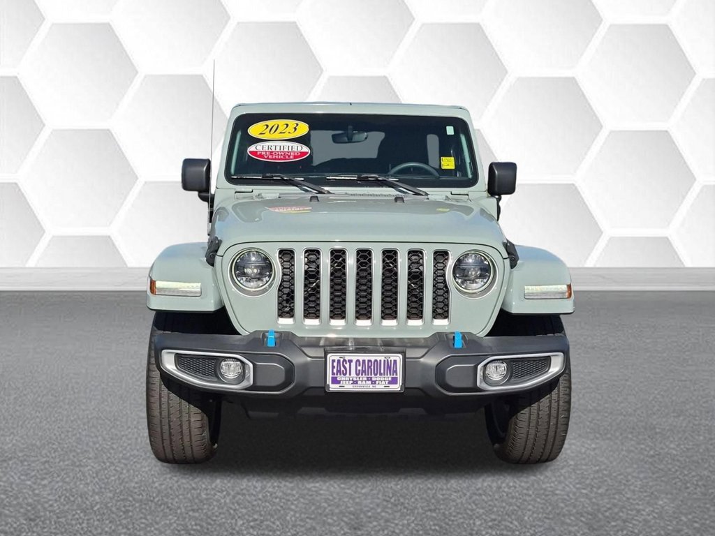 Used 2023 Jeep Wrangler Unlimited Sahara w/ Cold Weather Group AWD/4WD image 8