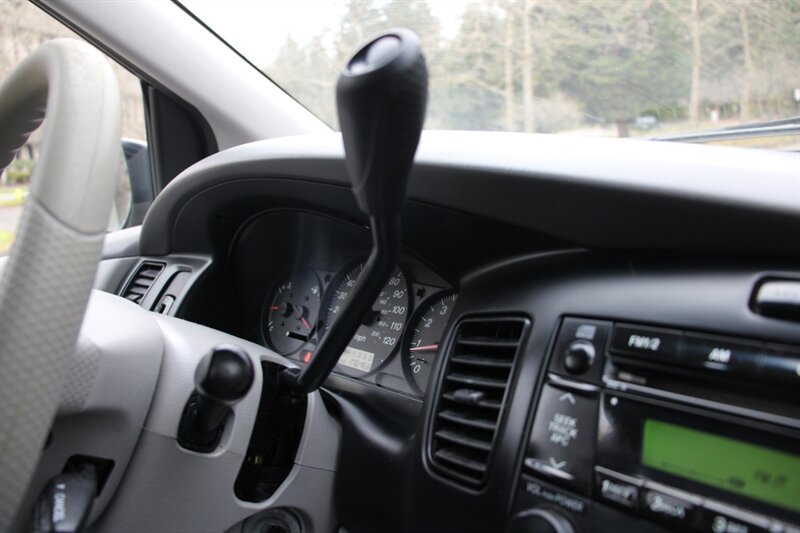 Used 2003 MAZDA MPV LX FWD image 7