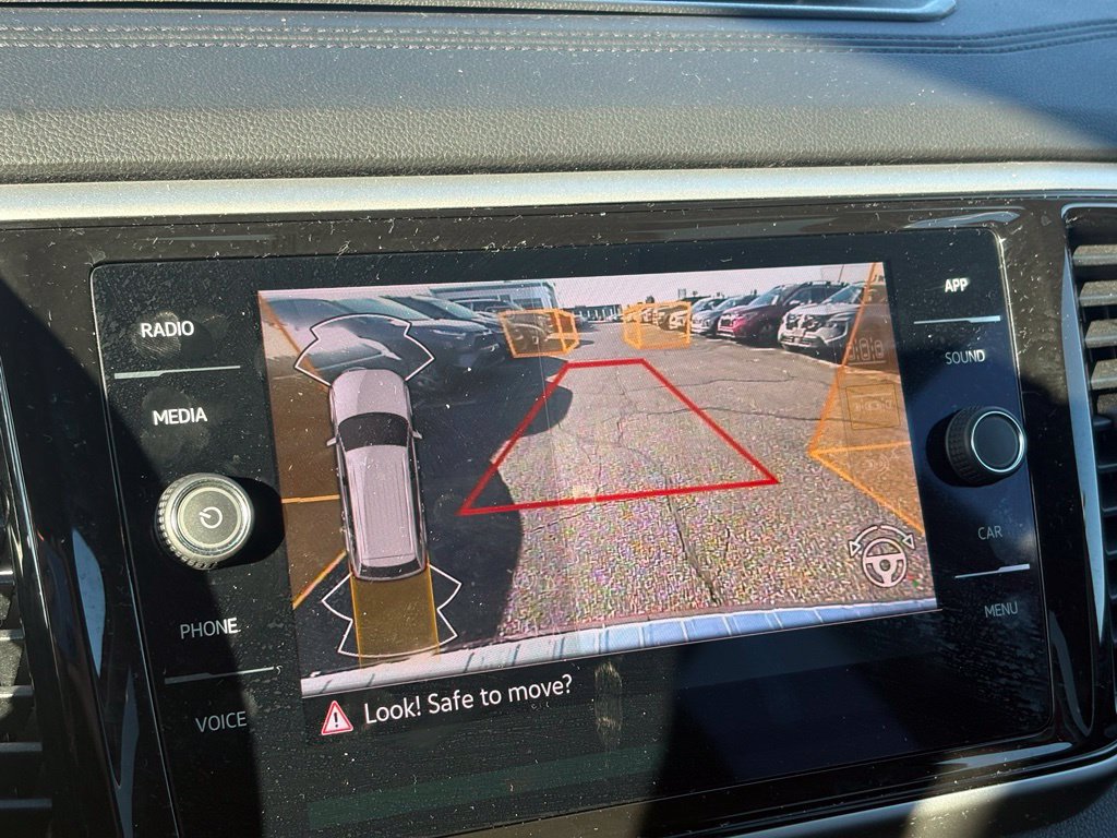 Used 2022 Volkswagen Atlas SE AWD/4WD image 35