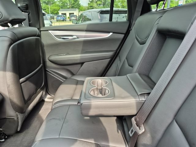 Used 2024 Cadillac XT6 Luxury w/ LPO, Floor Liner Package AWD/4WD image 31