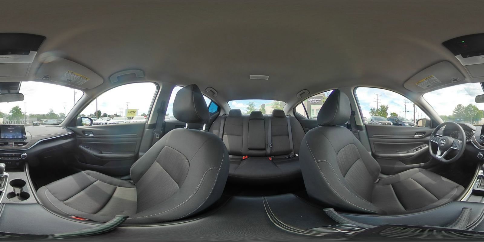 Used 2025 Nissan Altima 2.5 SV FWD image 42