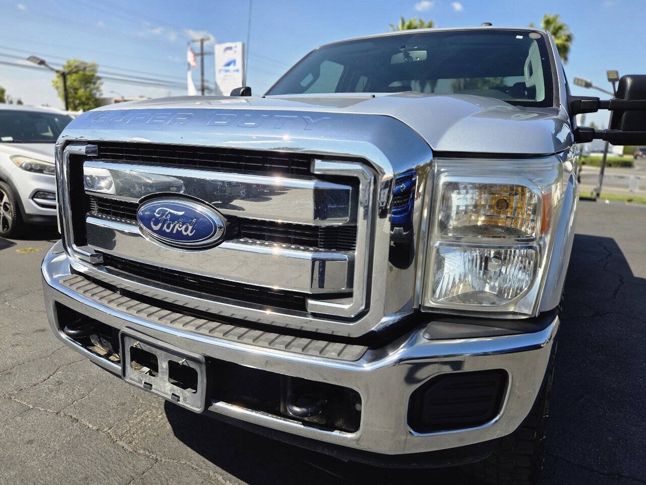 Used 2013 Ford F250 XLT w/ XLT Interior Pkg AWD/4WD image 3