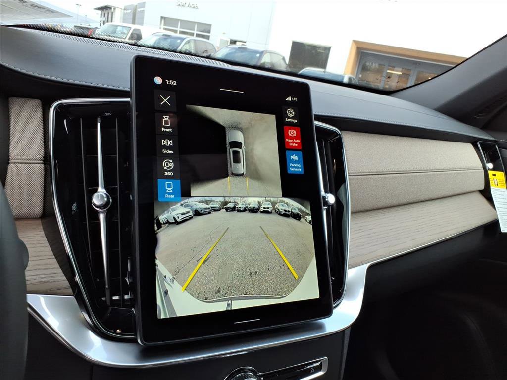 Certified 2026 Volvo XC90 B6 Plus w/ Protection Package AWD/4WD image 19