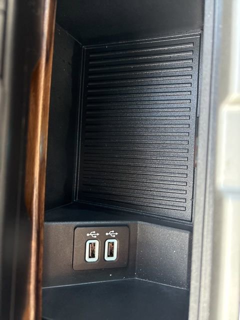 Used 2018 Ford F150 Lariat w/ Equipment Group 502A Luxury image 35