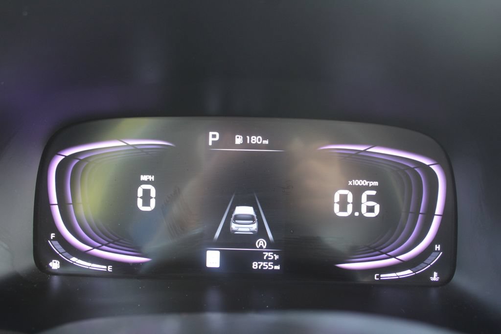 Certified 2025 Kia Soul LX w/ LX Technology Package FWD image 27
