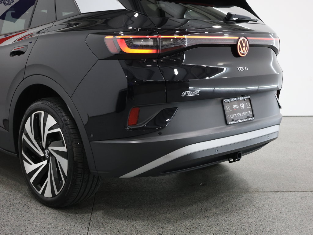 Used 2025 Volkswagen ID.4 Pro S Plus AWD/4WD image 10