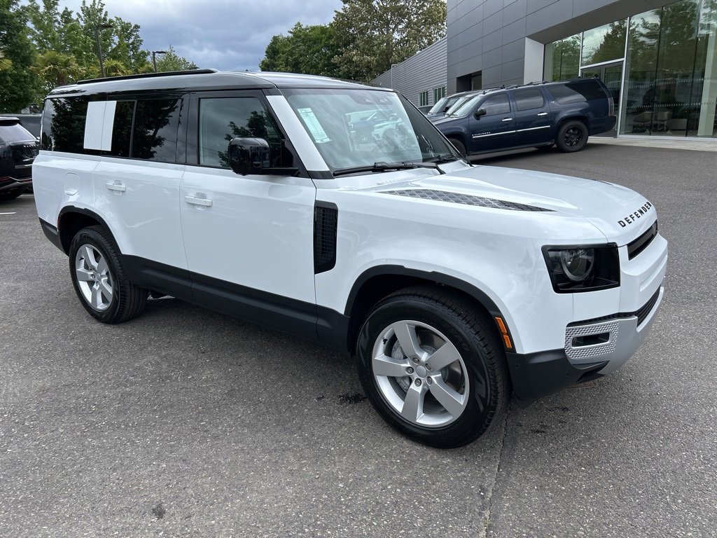 New 2025 Land Rover Defender 130 S image 8