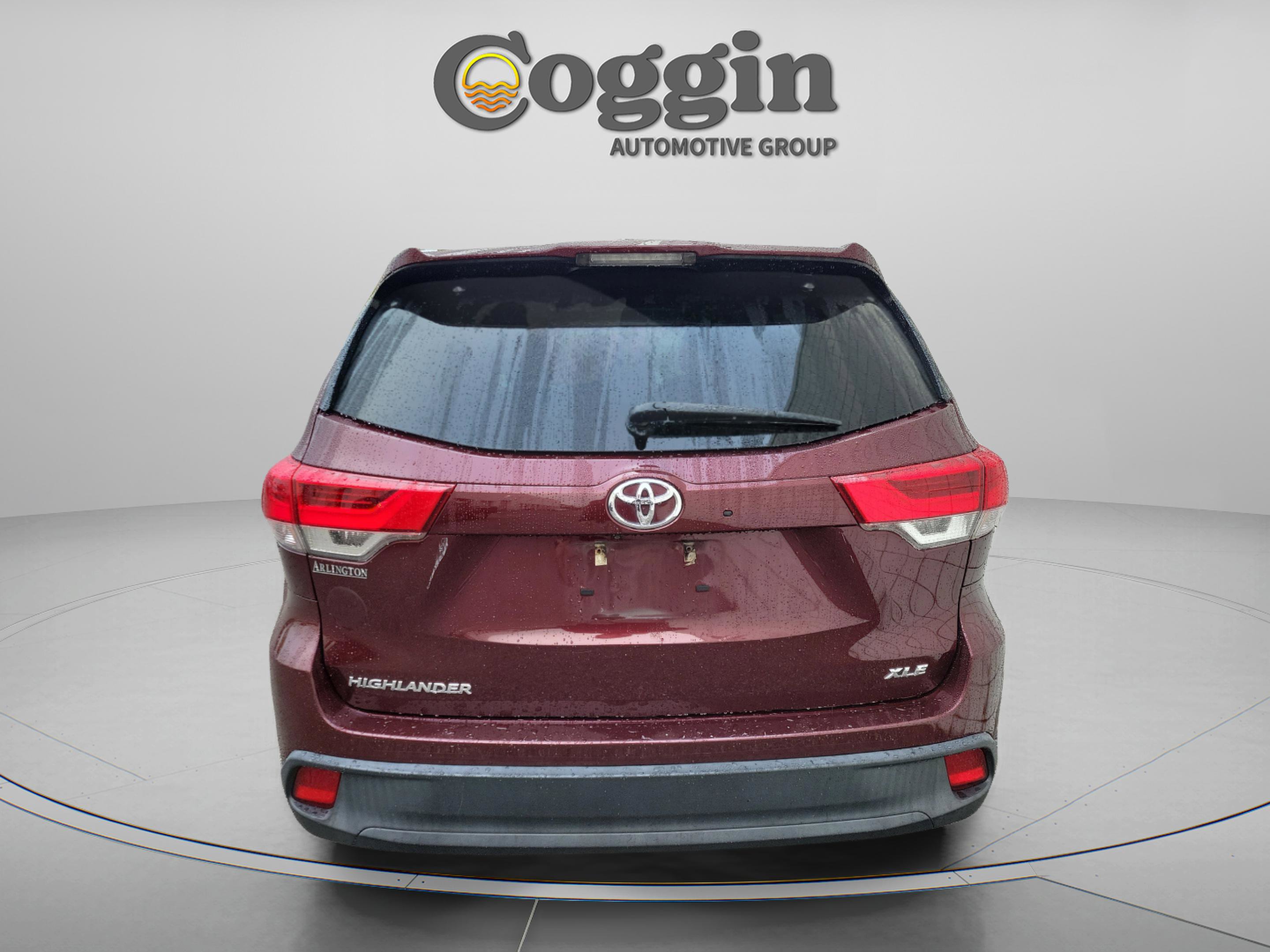 Used 2017 Toyota Highlander XLE image 4