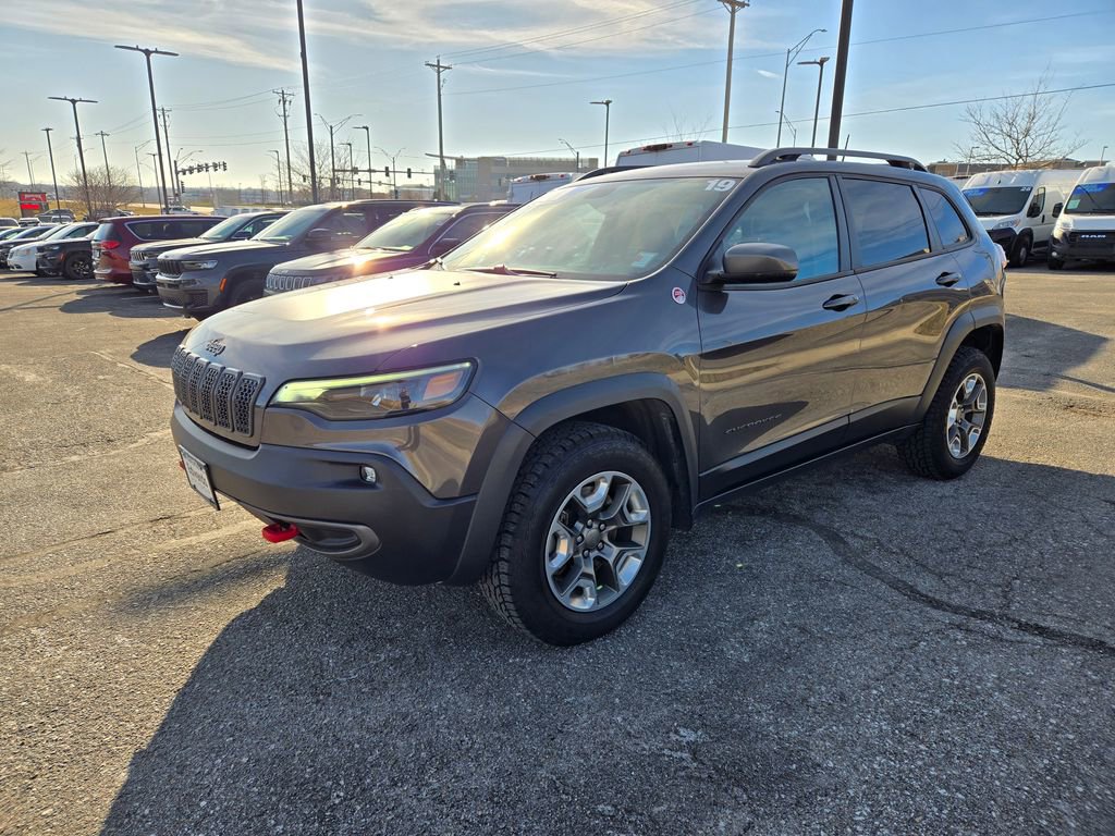Used 2019 Jeep Cherokee Trailhawk w/ Cold Weather Group image 8
