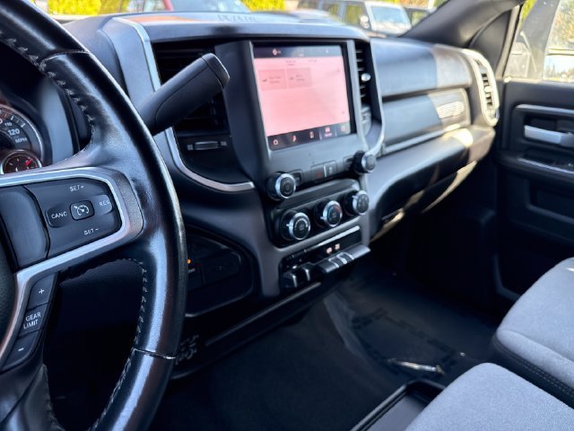 Used 2024 RAM 2500 Big Horn AWD/4WD image 25