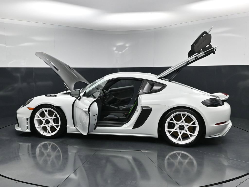 Certified 2024 Porsche 718 Cayman GT4 RS RWD image 30