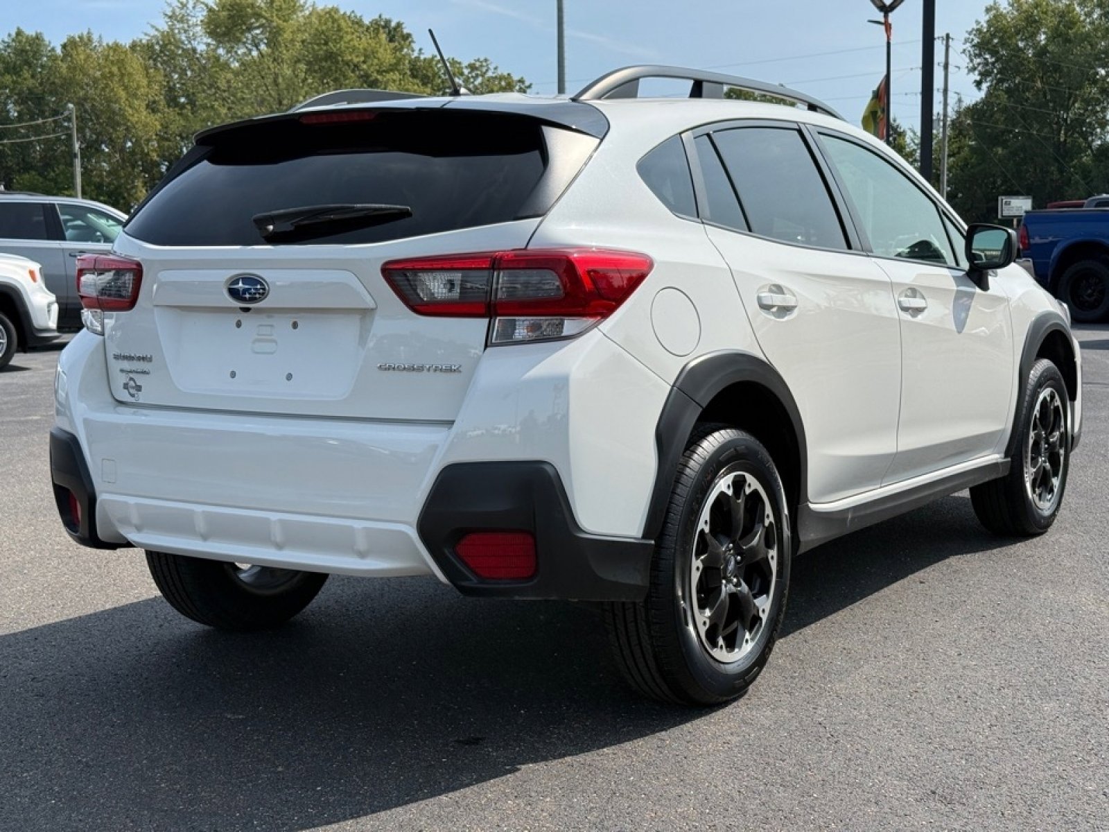 Used 2022 Subaru Crosstrek 2.0i image 8