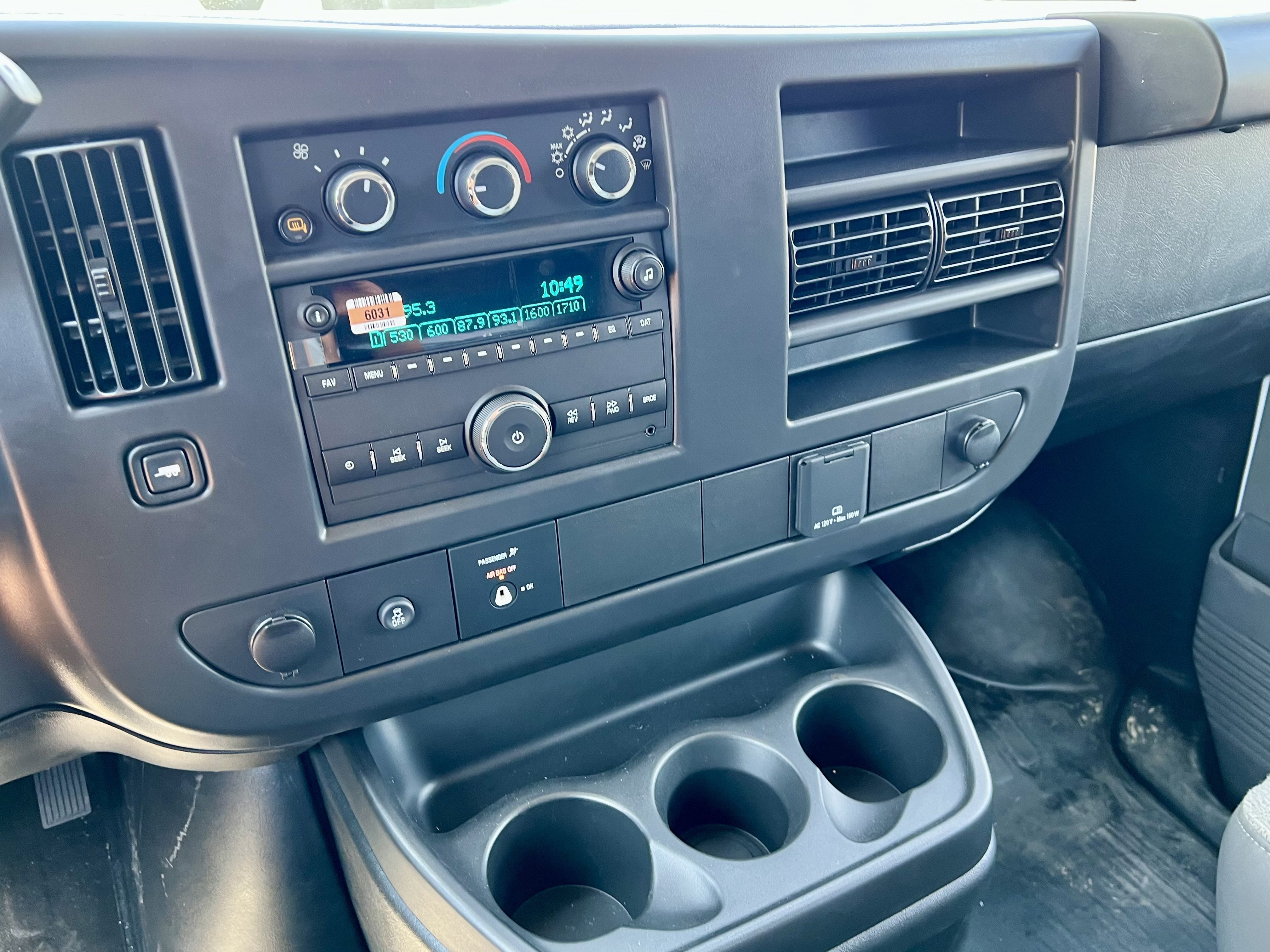 New 2026 GMC Savana 2500 Extended w/ Enhanced Convenience Package RWD image 18