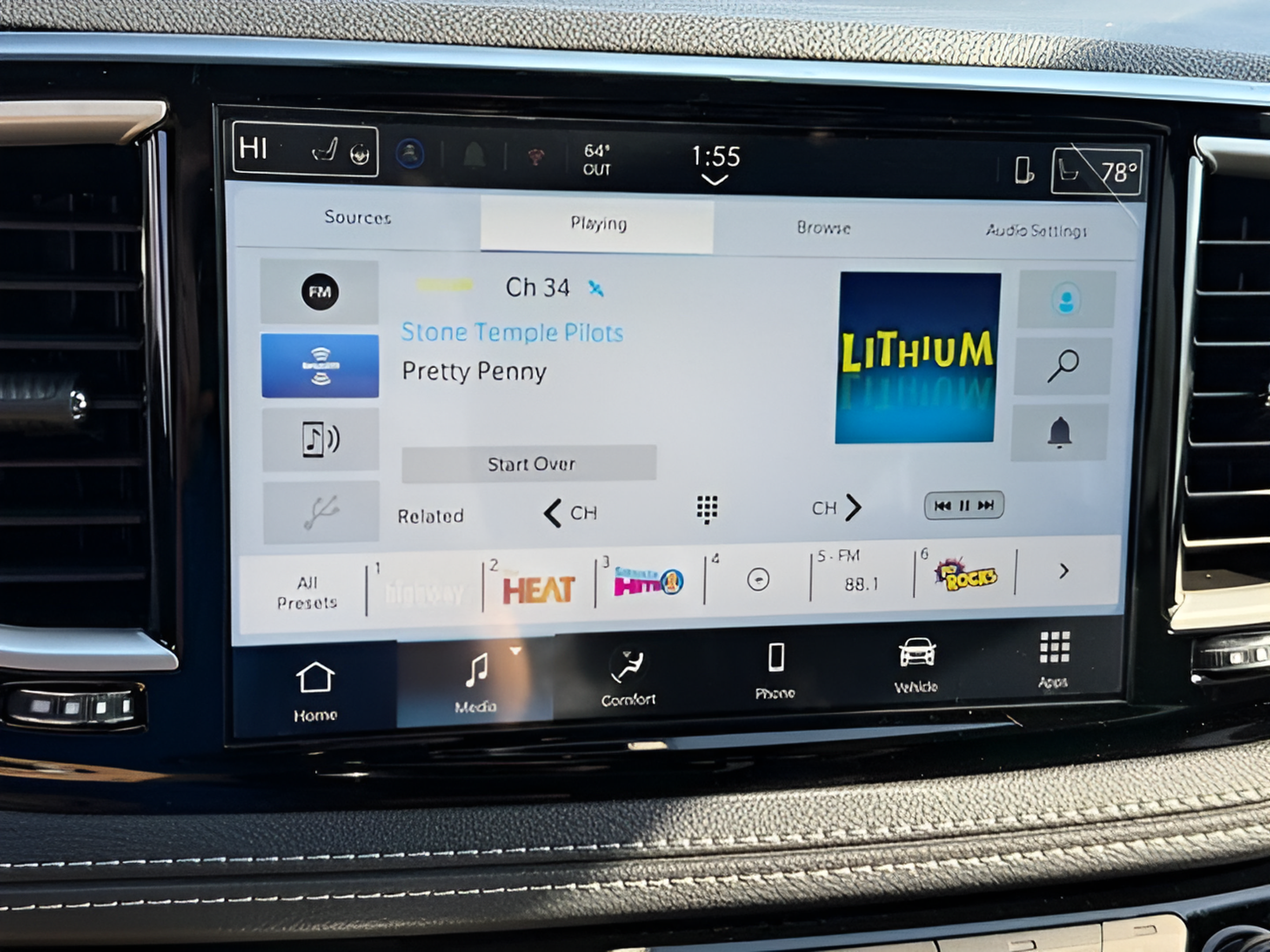 New 2026 Chrysler Pacifica Select w/ S Appearance Package FWD image 23