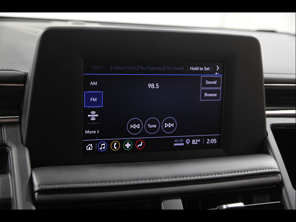 Certified 2022 Chevrolet Suburban LS AWD/4WD image 11