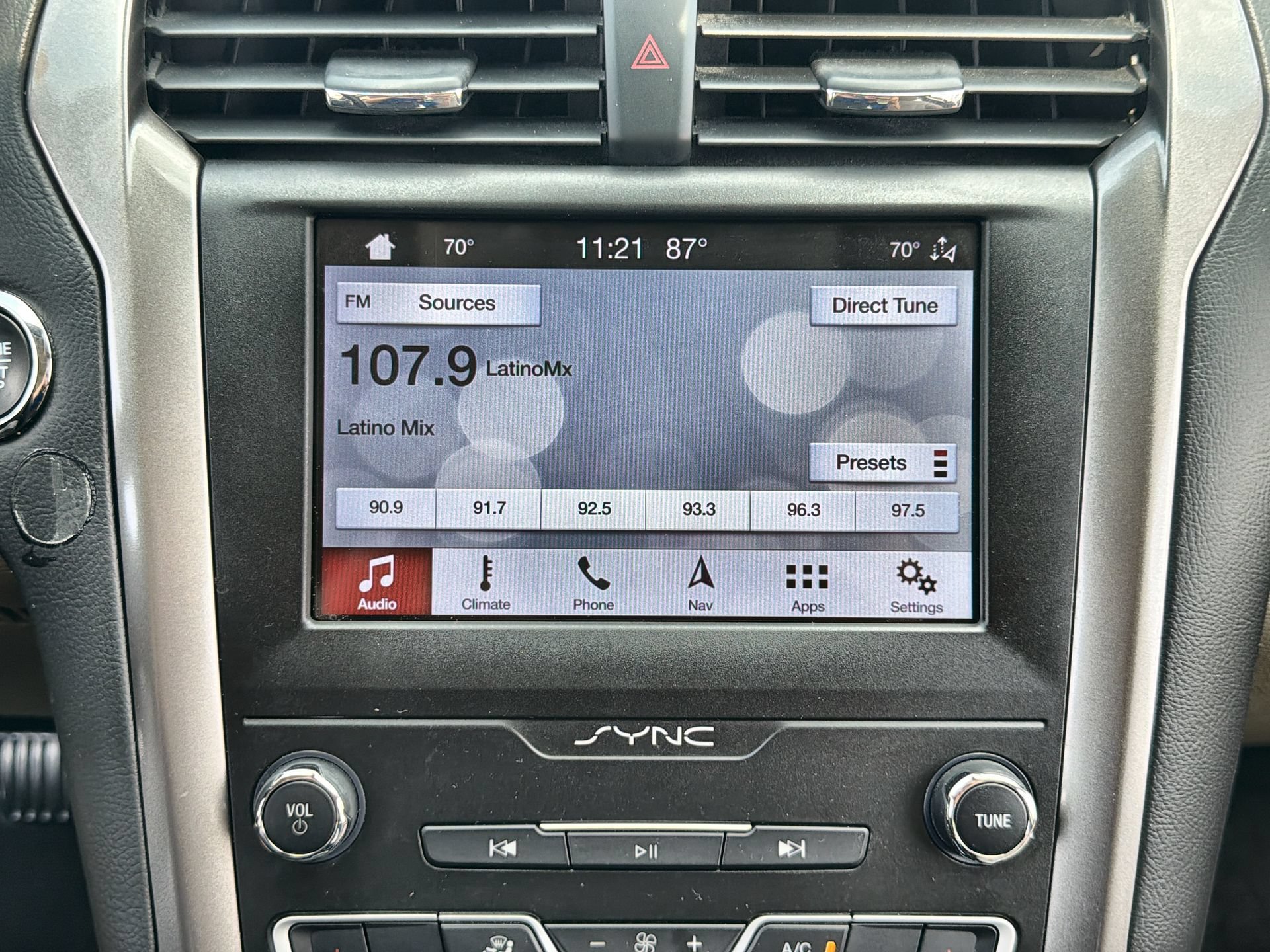 Certified 2019 Ford Fusion SE FWD image 16