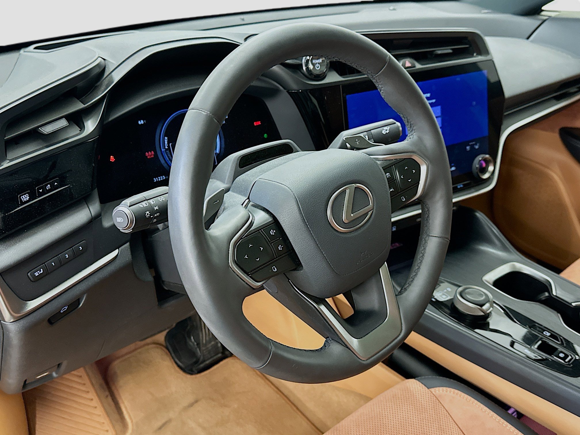 Used 2023 Lexus RZ 450e Premium w/ Accessory Package (Z1) image 18