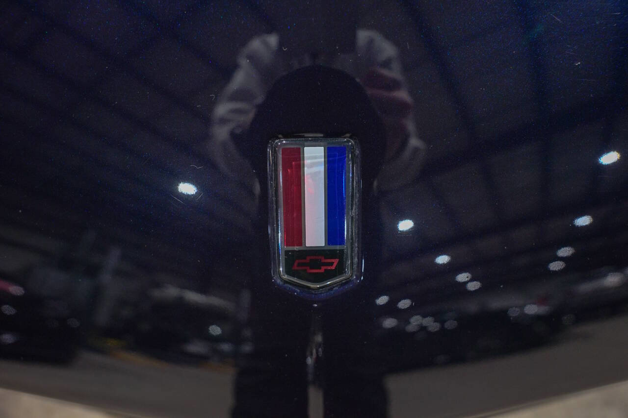 Used 2001 Chevrolet Camaro Z28 w/ SS Performance/Appearance Pkg RWD image 23