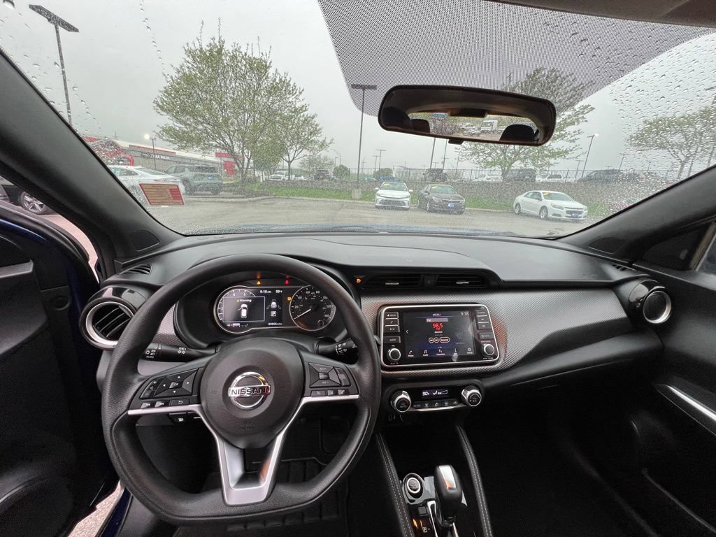 Used 2019 Nissan Kicks SV FWD image 30