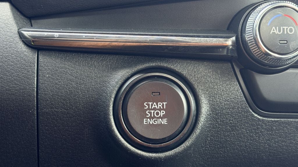 Used 2025 MAZDA MAZDA3 s FWD image 19