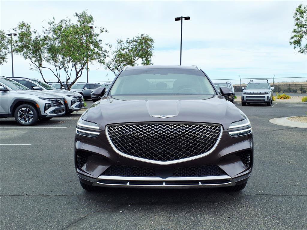 Used 2023 Genesis GV70 2.5T w/ Select Package AWD/4WD image 2