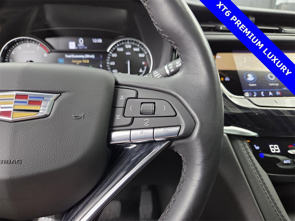 Used 2024 Cadillac XT6 Premium Luxury image 32