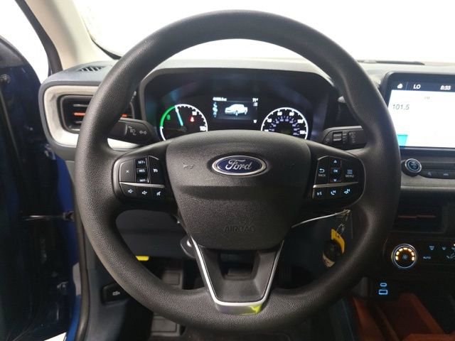 Used 2023 Ford Maverick XLT FWD image 7
