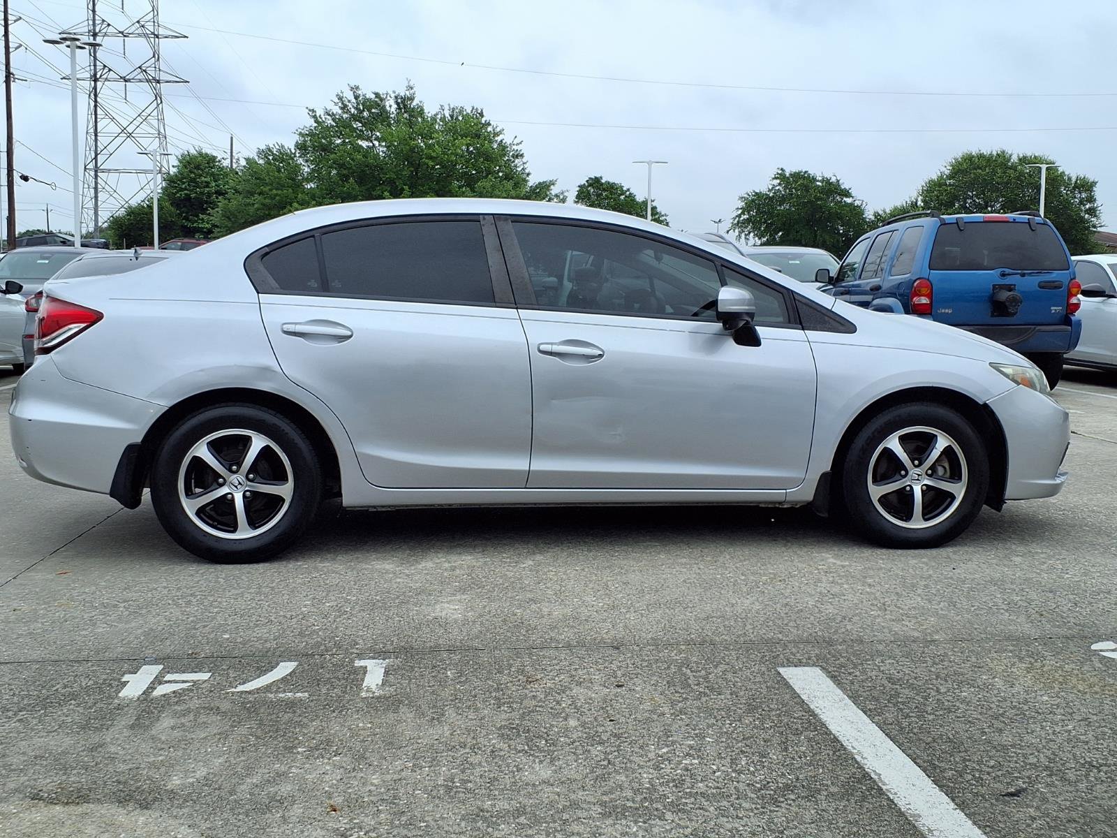 Used 2015 Honda Civic SE image 25
