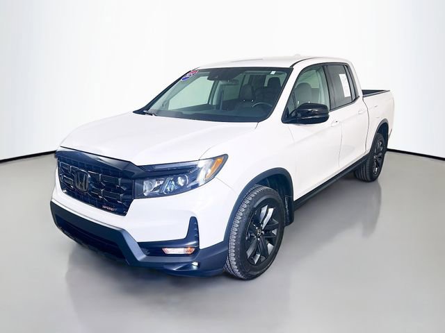 Used 2025 Honda Ridgeline Sport image 4