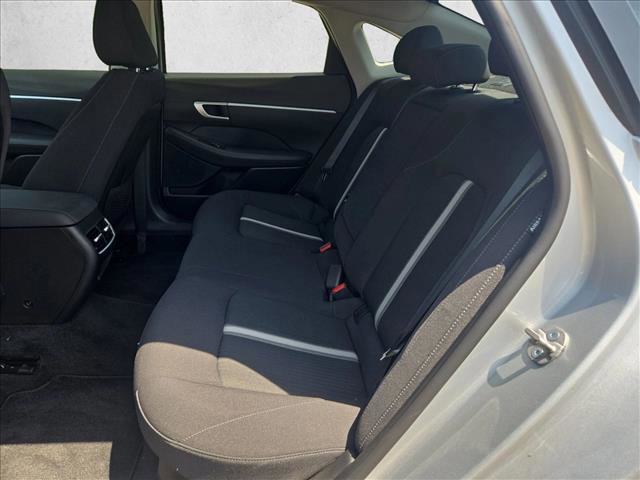 Used 2025 Hyundai Sonata SEL FWD image 16