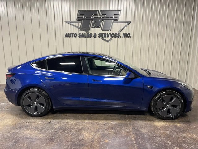Used 2023 Tesla Model 3 Standard Range image 7