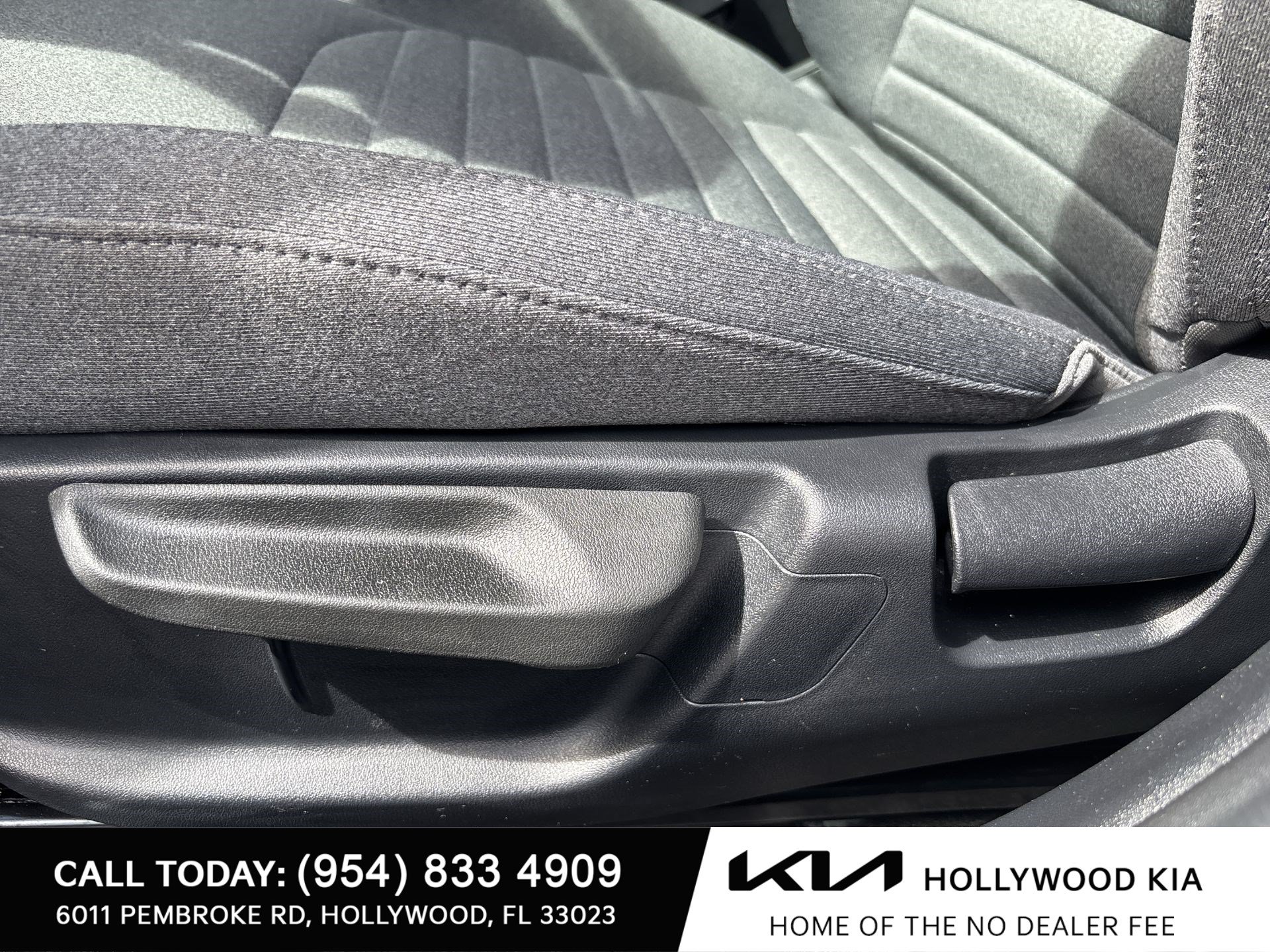 Used 2025 Kia K4 EX FWD image 14