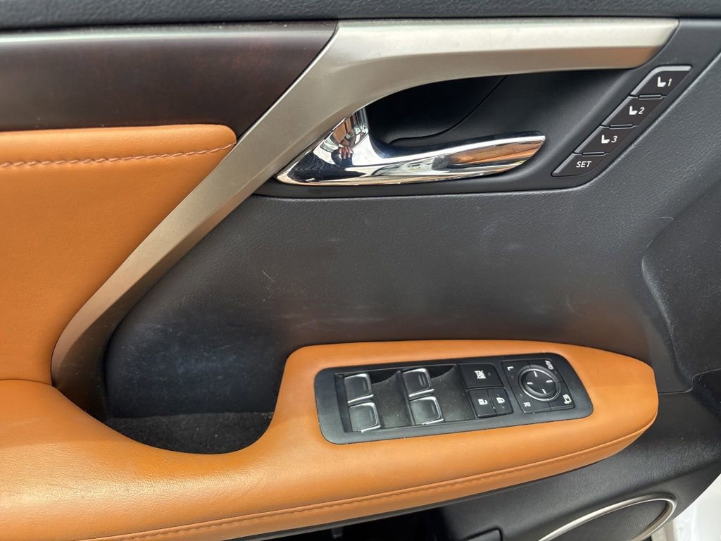 Certified 2022 Lexus RX 350 FWD w/ Premium Package image 12