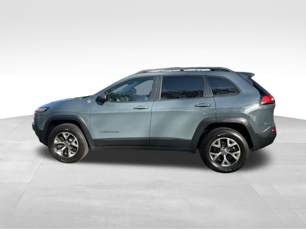 Used 2015 Jeep Cherokee Trailhawk w/ Comfort/Convenience Group video 2
