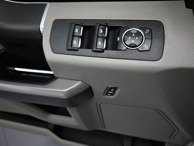 Used 2020 Ford F150 XLT image 38