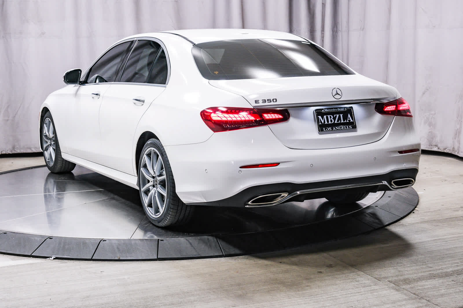 Certified 2022 Mercedes-Benz E 350 Sedan image 2