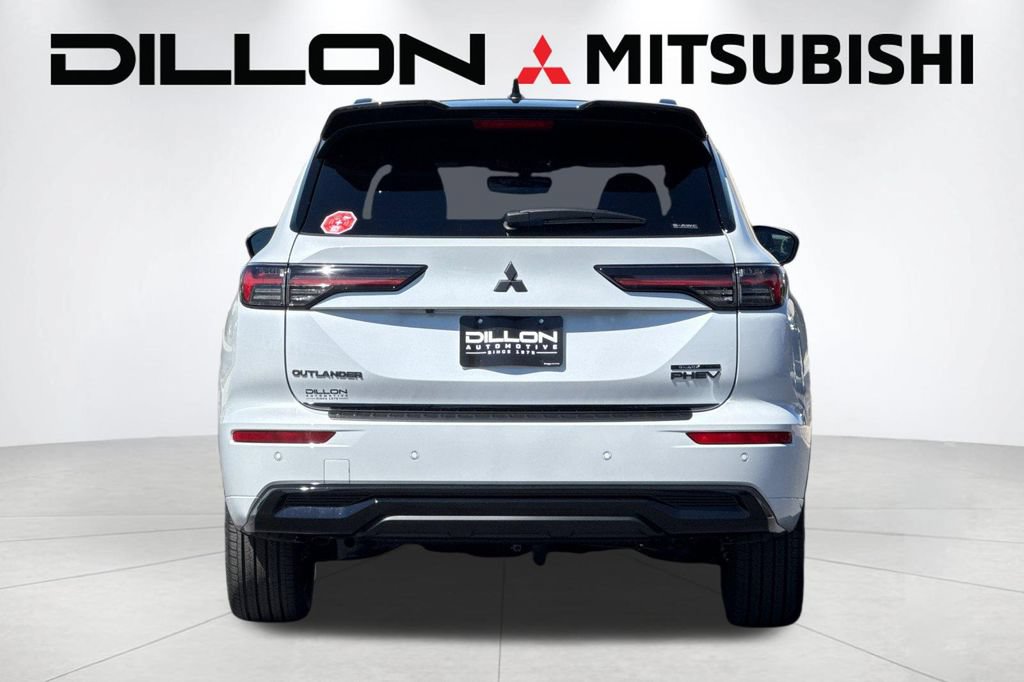 New 2026 Mitsubishi Outlander 4WD Plug-In Hybrid image 5