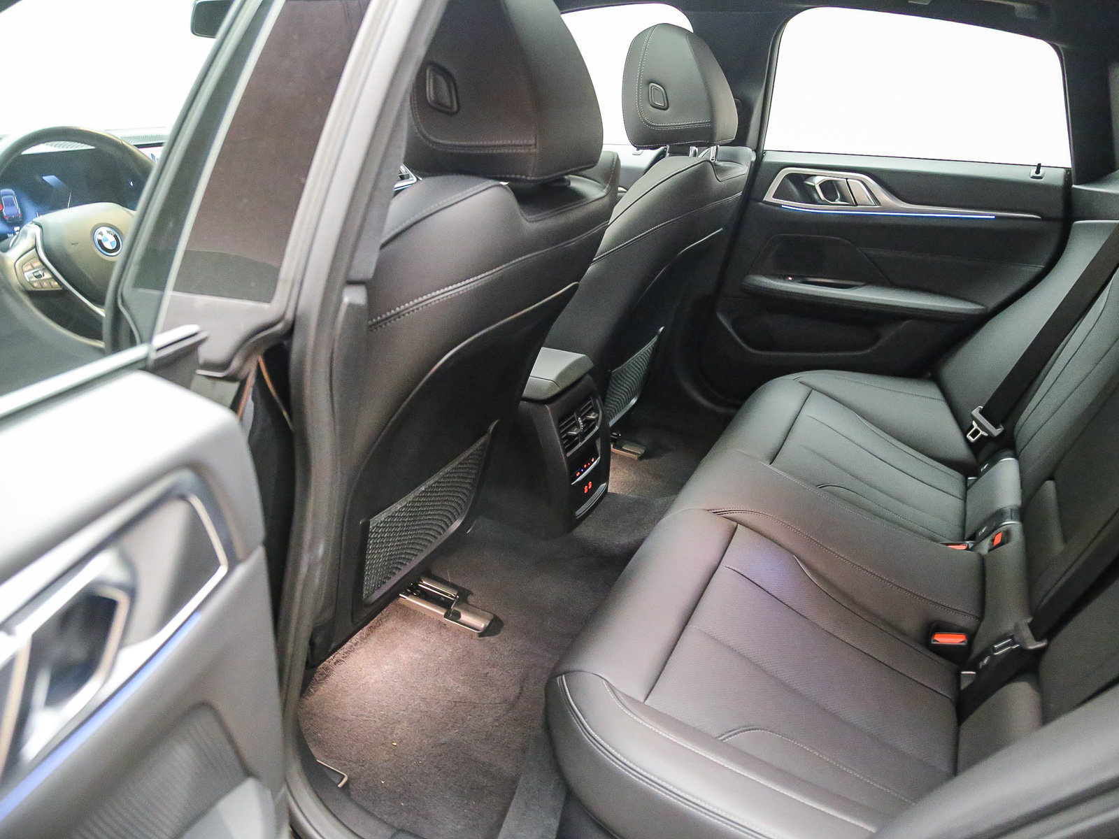 Certified 2024 BMW i4 eDrive35 w/ Premium Package RWD image 20