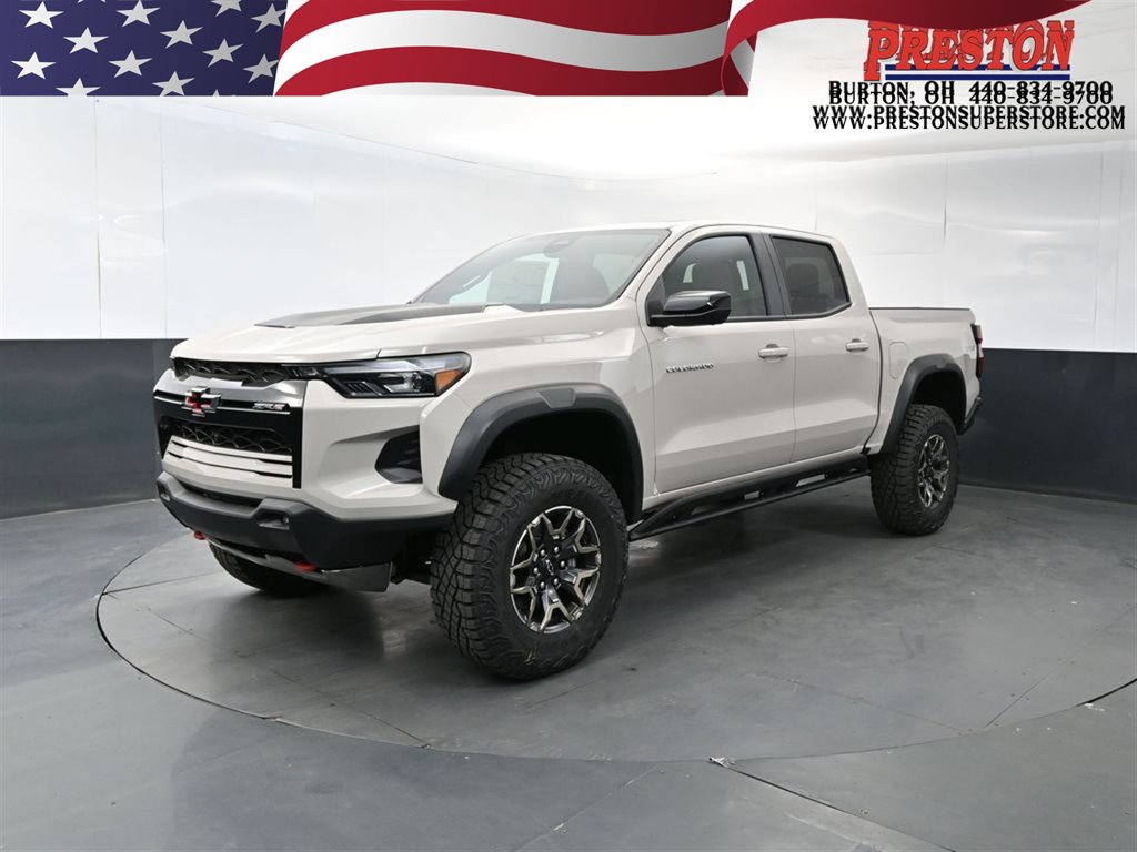 New 2026 Chevrolet Colorado ZR2 w/ Technology Package AWD/4WD image 1