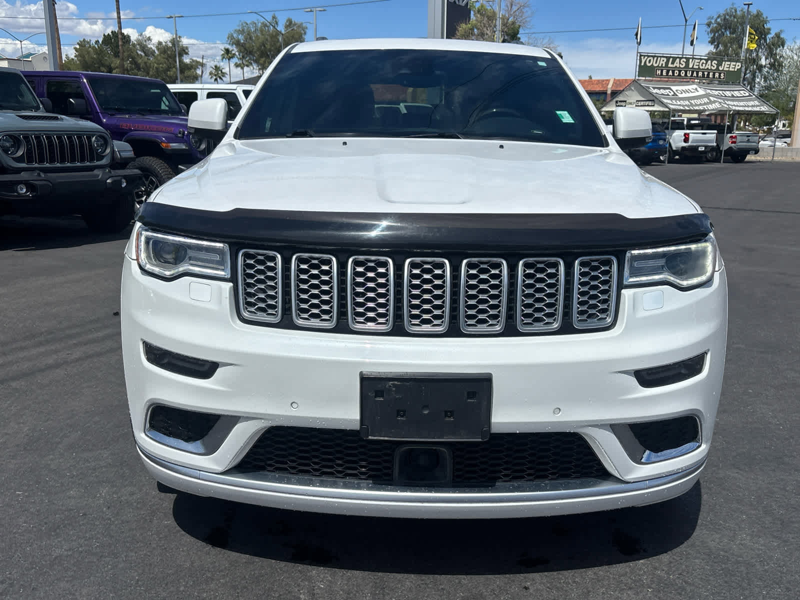 Used 2018 Jeep Grand Cherokee Summit w/ Platinum Series Group video 2