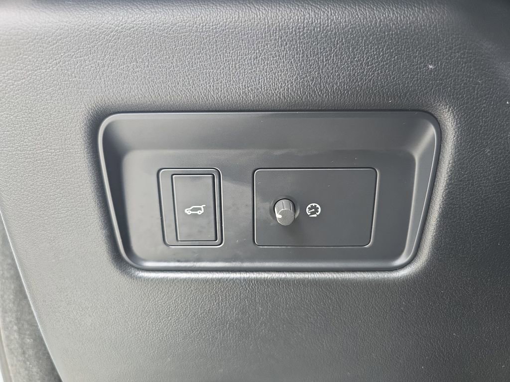 Used 2021 Jaguar F-PACE S image 29