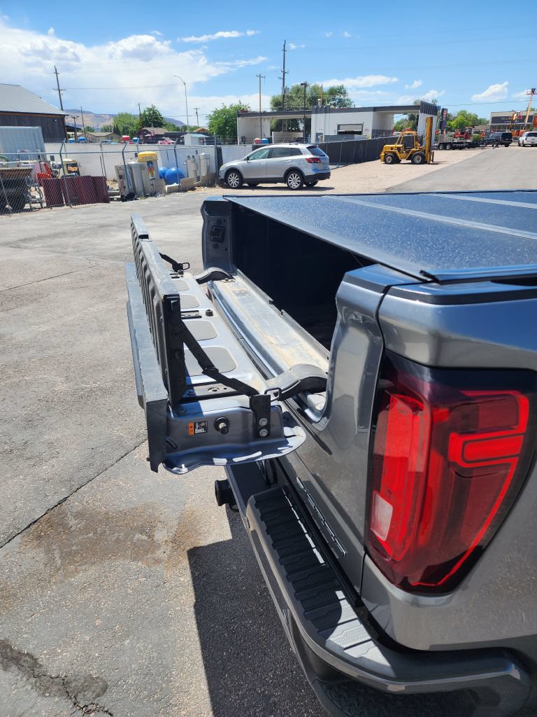 Used 2021 GMC Sierra 1500 Denali w/ Denali Ultimate Package AWD/4WD image 7