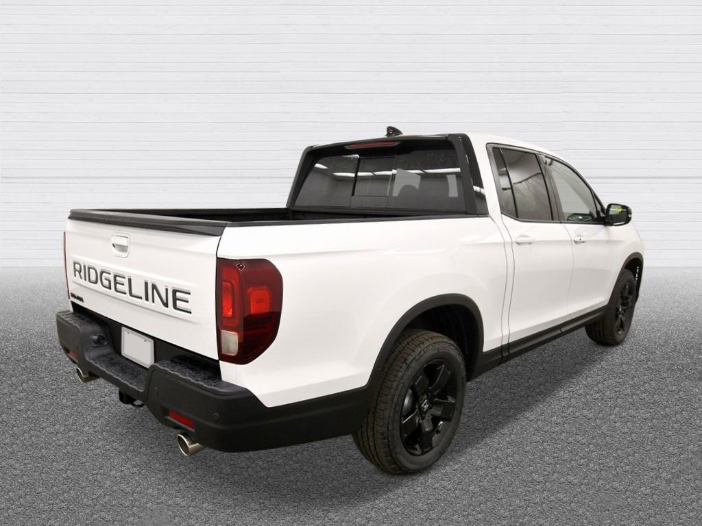 New 2026 Honda Ridgeline Black Edition image 5