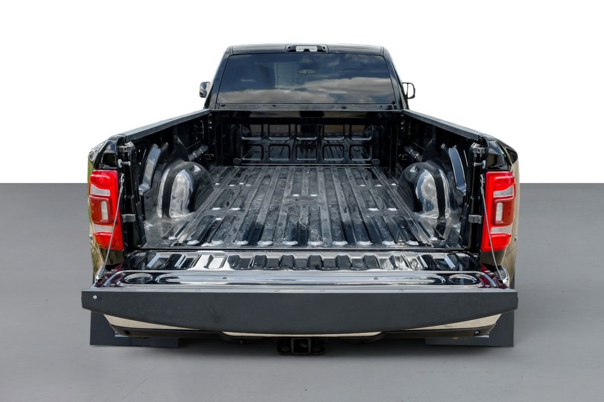 Used 2022 RAM 3500 Tradesman w/ Max Tow Package RWD image 59