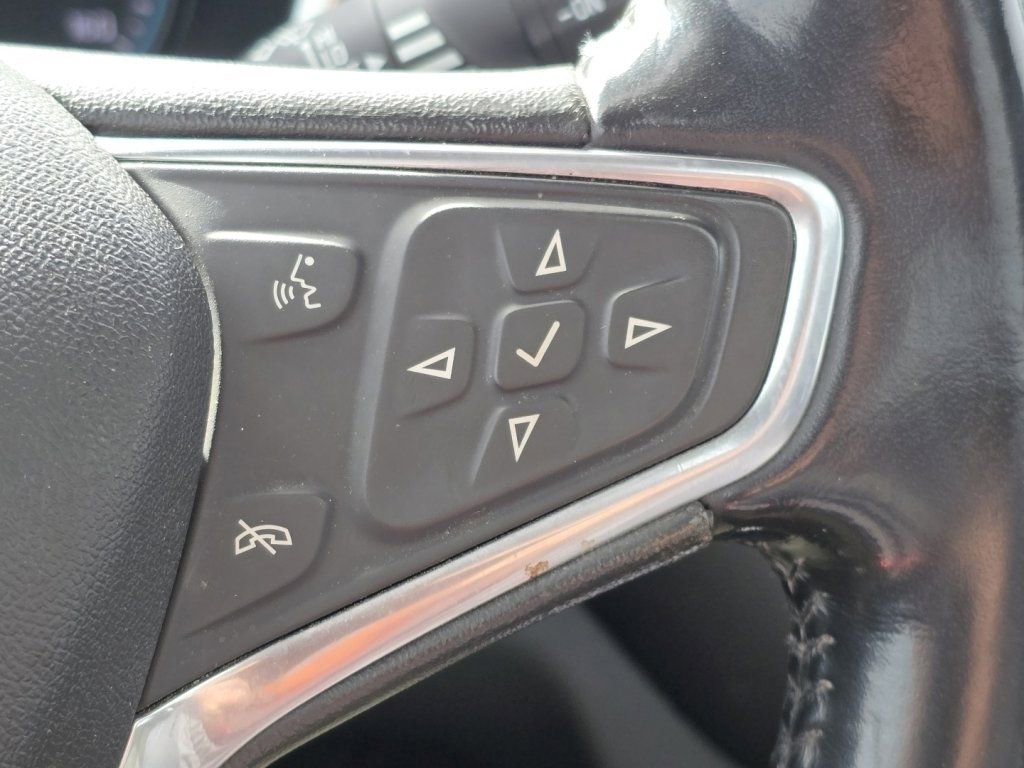 Used 2018 Chevrolet Equinox LT w/ Sun & Infotainment Package image 26