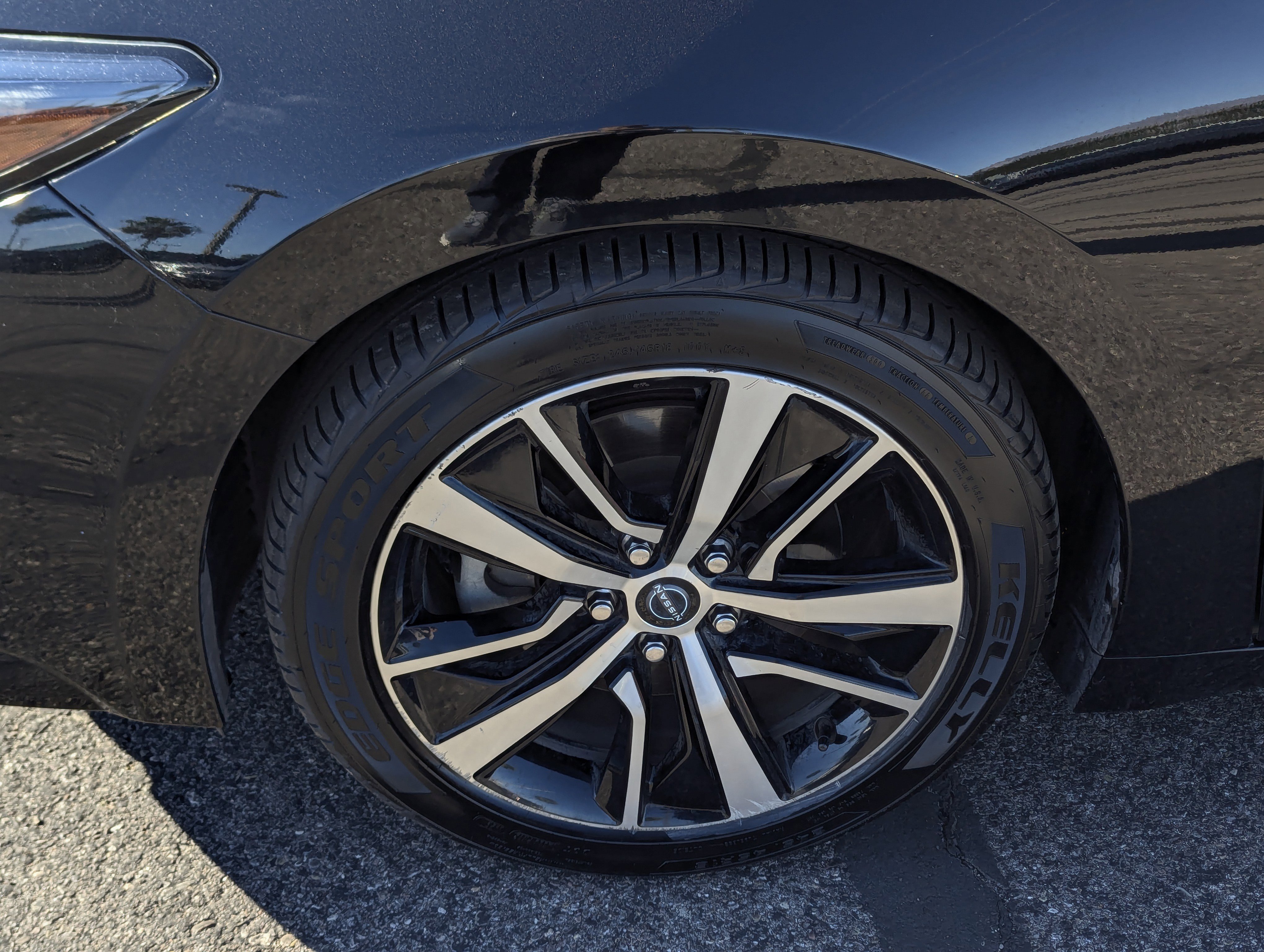 Used 2023 Nissan Maxima SV w/ Floor Mat Group image 7